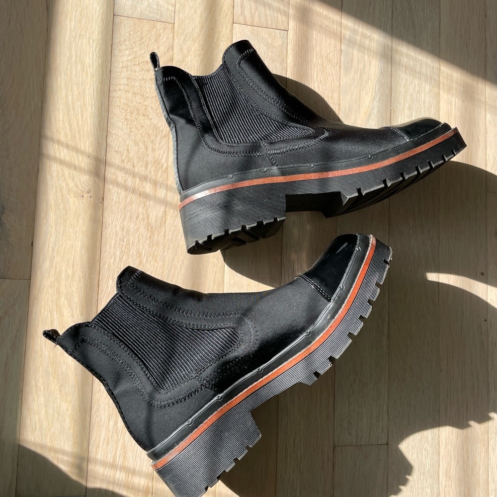 Boots new size 8.5